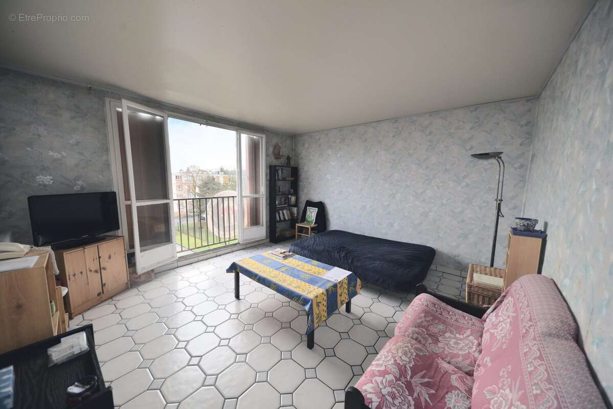 Appartement à COUBRON