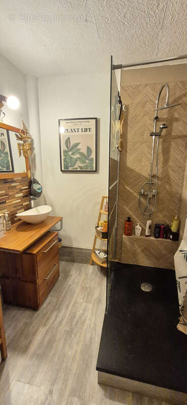 Appartement à HEROUVILLE-SAINT-CLAIR