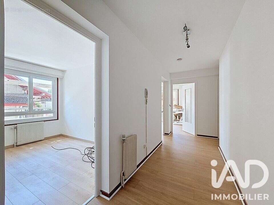Appartement 55 m² à Bonne  - photo 6
