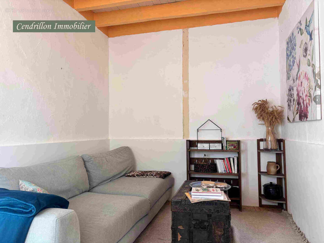Maison en pierres 120m2, dépendances, grange et terrains, typique du bien Creusois idéal, situé dans le Parc N - photo 11