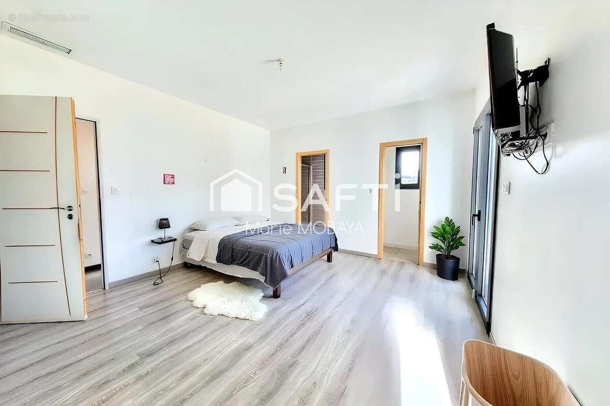 Photo 3 - Maison à CUBZAC-LES-PONTS