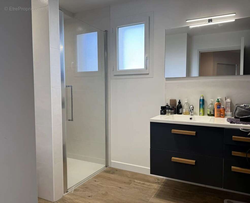 Maison à LE MONASTERE