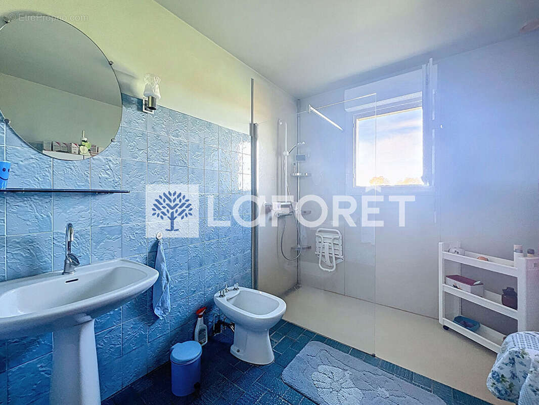 Maison à SAINT-LOUP-LAMAIRE