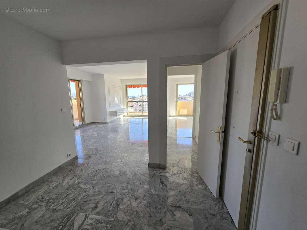 Nice st sylvestre - appartement 4p vue mer avec terrasse, cave et parking - photo 10