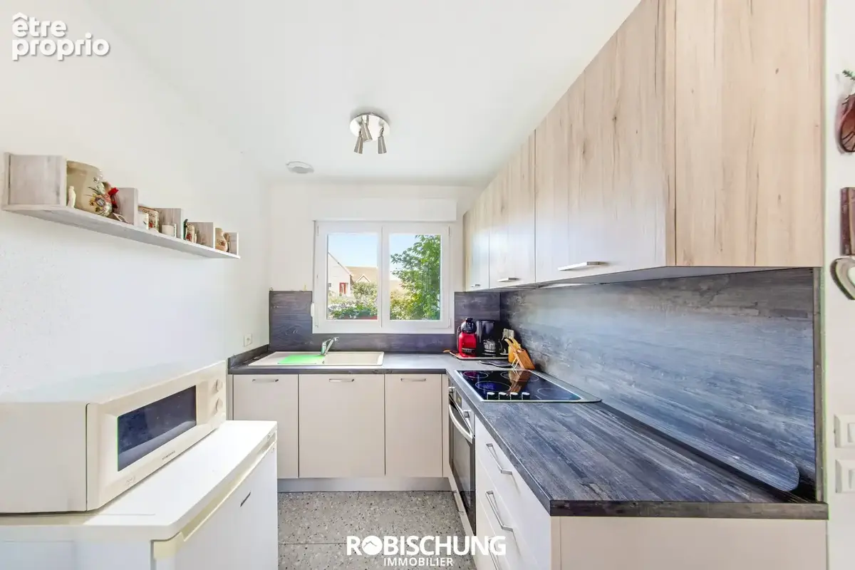 PROCHE HIRSINGUE : Magnifique ensemble immobilier avec fort potentiel locatif - photo 11