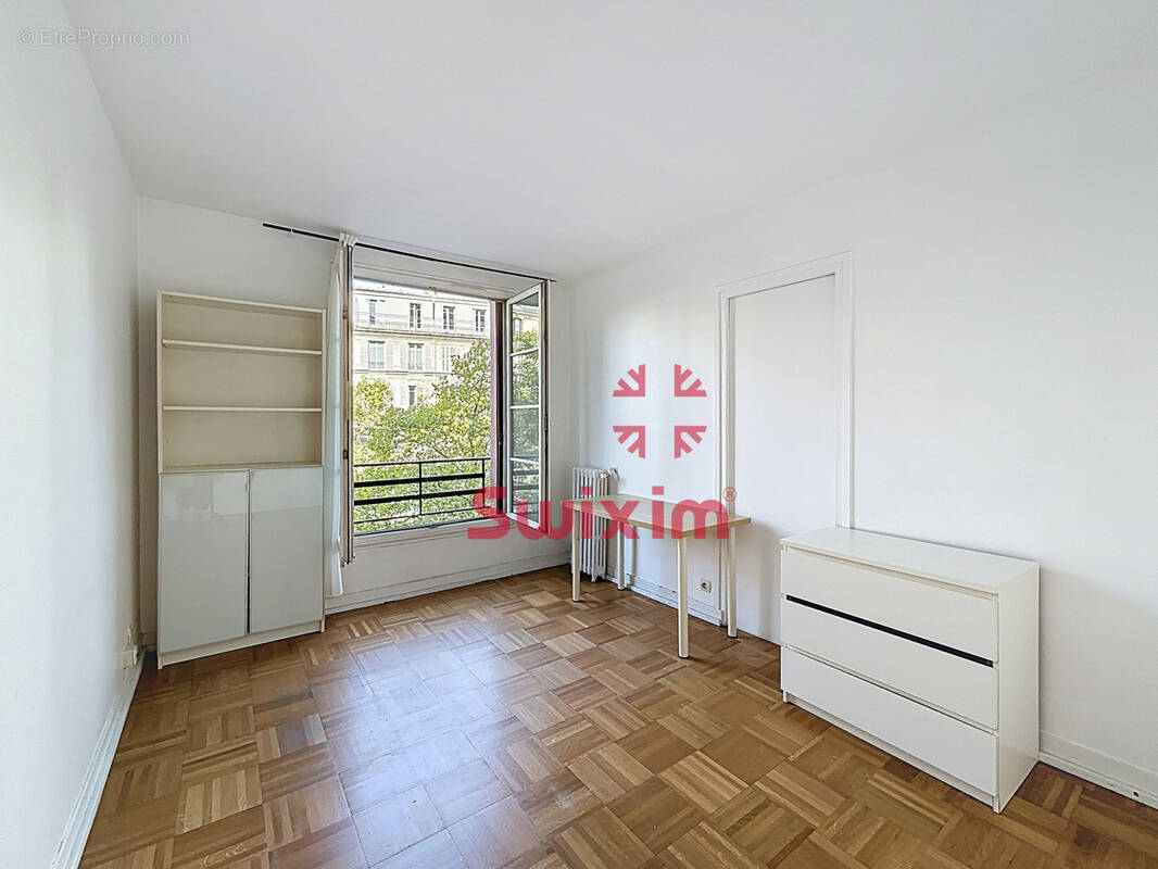 Appartement à PARIS-12E