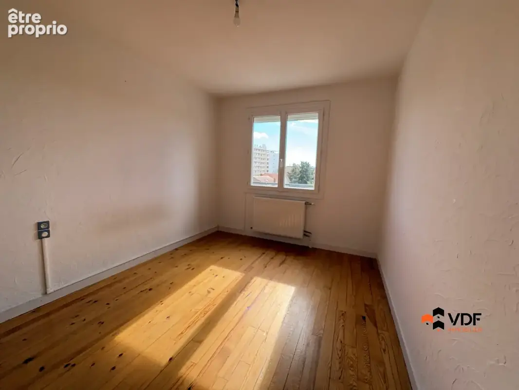 Appartement 3 pièces 71 m² à vendre à Roanne (42300) - photo 9