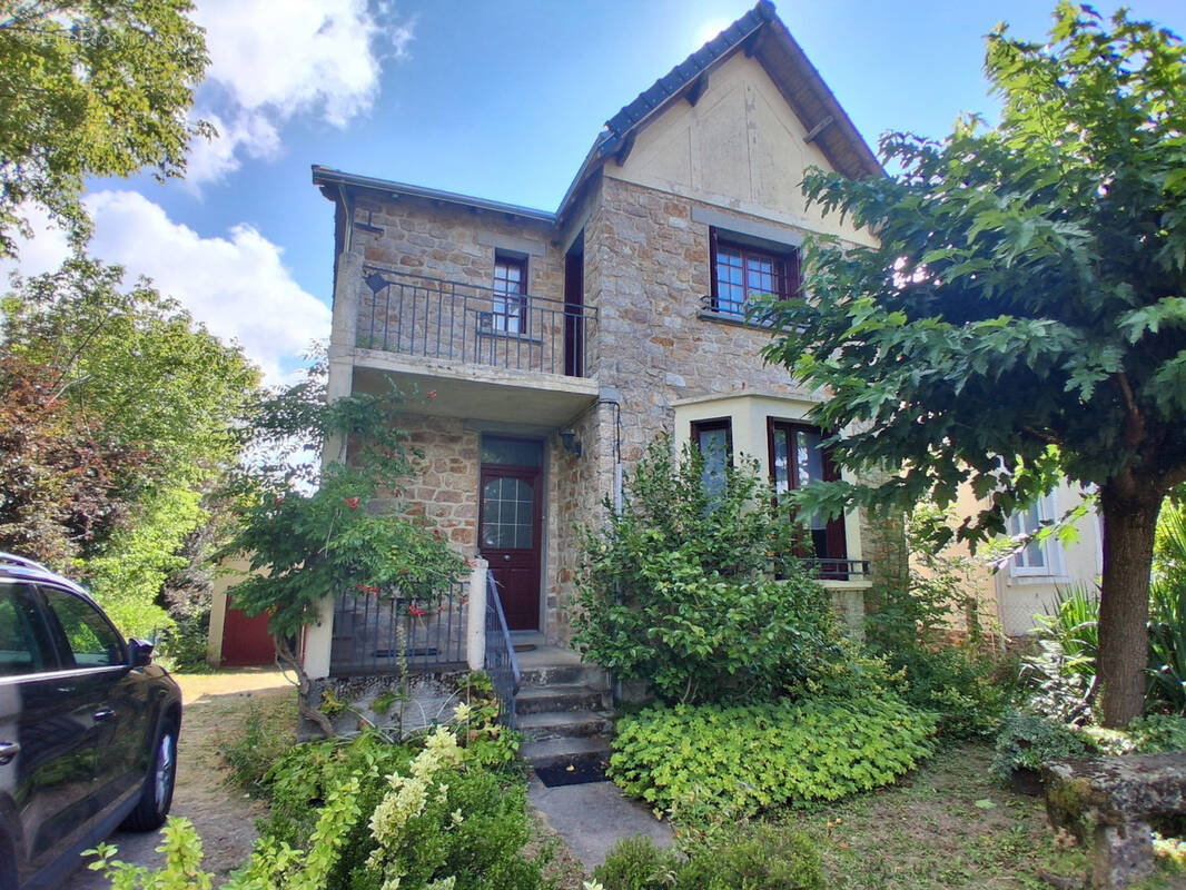 Maison à ORSENNES