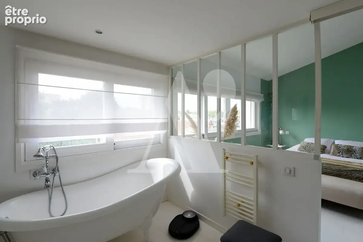 ARCHITECTURE CONTEMPORAINE- 2012 - Maison de ville avec terrasse et garage - photo 14