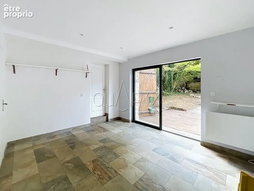 Charme absolu pour cette maison et sa dépendance - photo 10