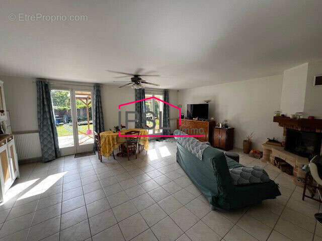 Maison 103 m² à Savigny-Le-Temple  - photo 6