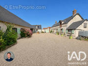 Photo 1 - Maison à TREMBLAY-LES-VILLAGES