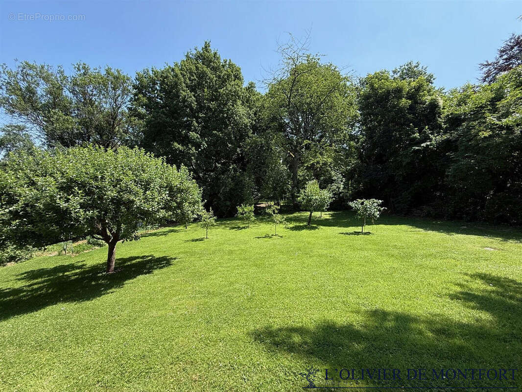 Maison à MONTFORT-L'AMAURY