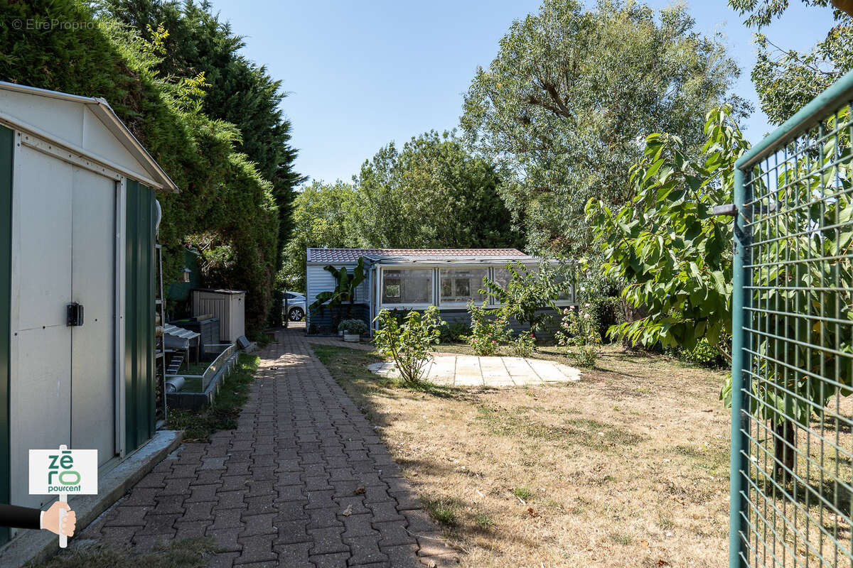 Maison à SAINT-CYR-EN-TALMONDAIS
