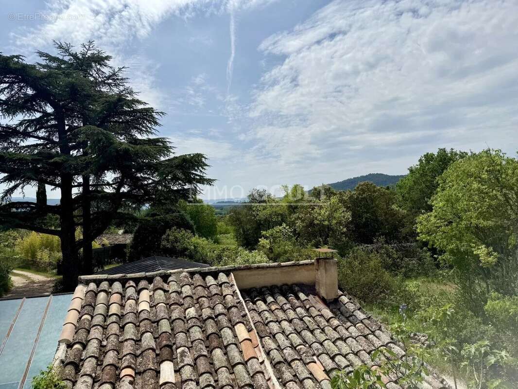 Maison à SAINT-SATURNIN-LES-APT