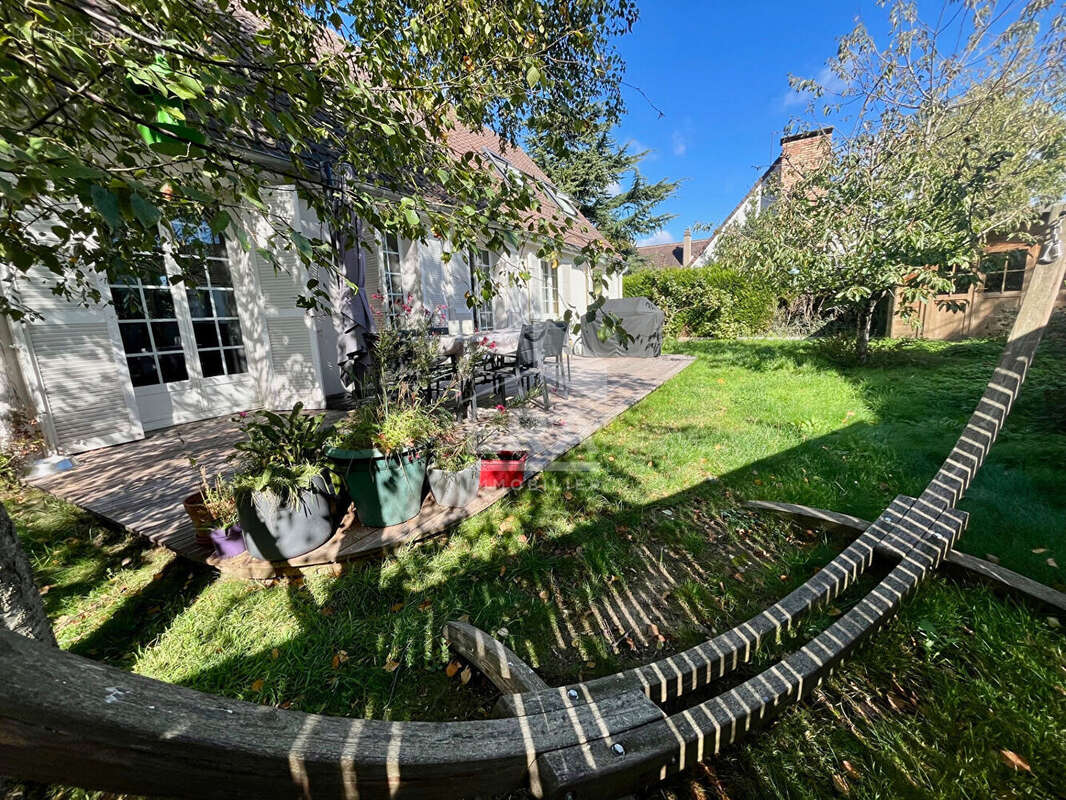 Maison à VILLEPREUX