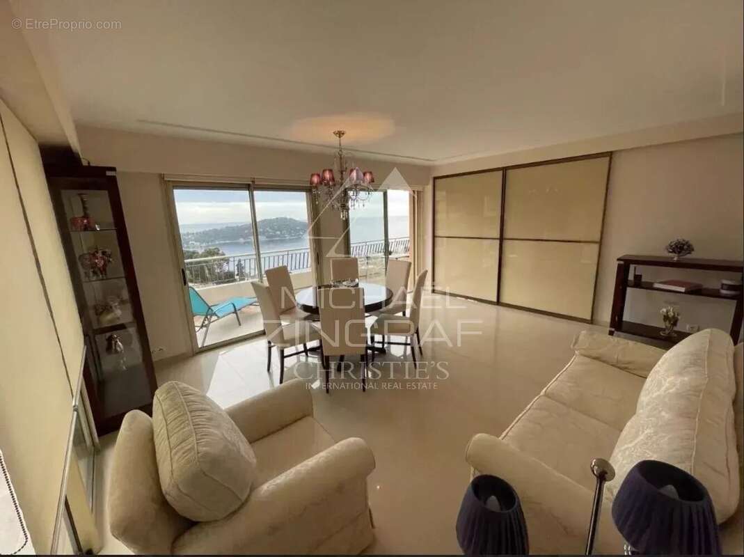 Appartement à VILLEFRANCHE-SUR-MER