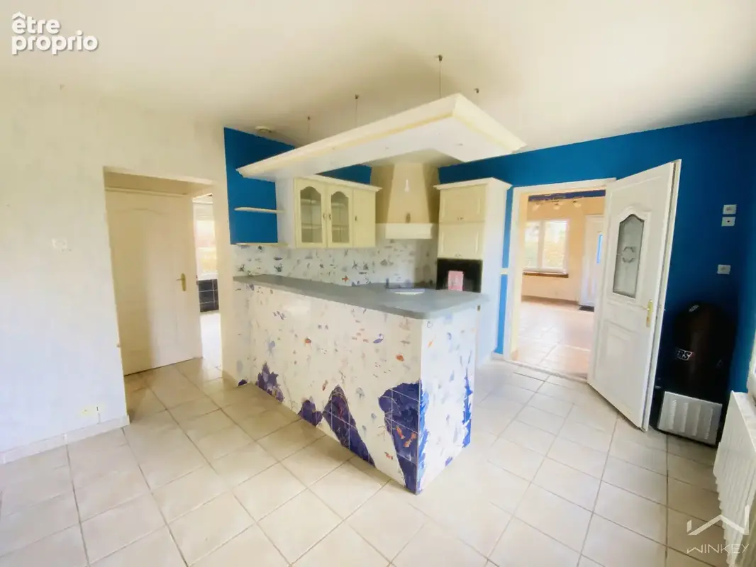 Maison de plain-pied 132 m2 - jardin clos - à proximité du centre de la gacilly - photo 2