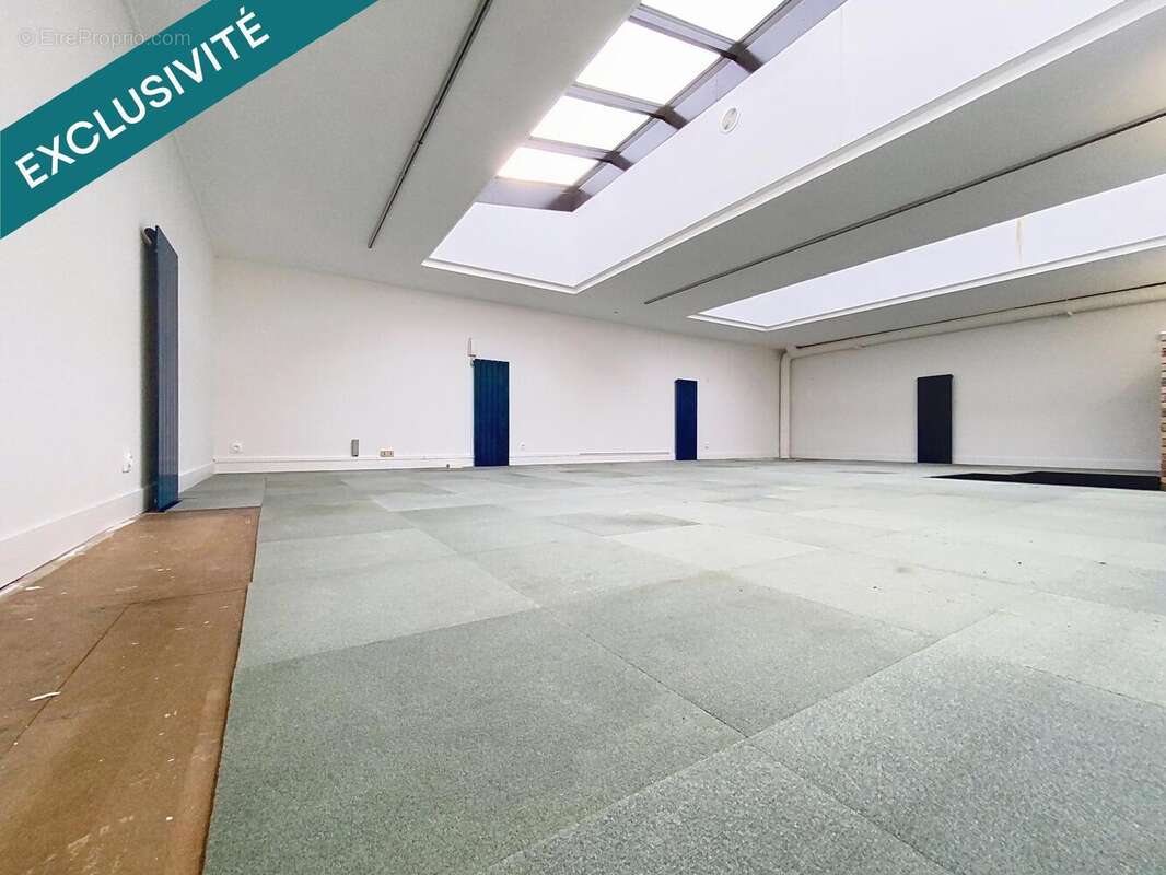 Photo 4 - Commerce à L&#039;HAY-LES-ROSES