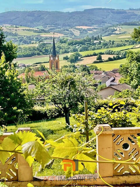 Maison à SAVIGNY