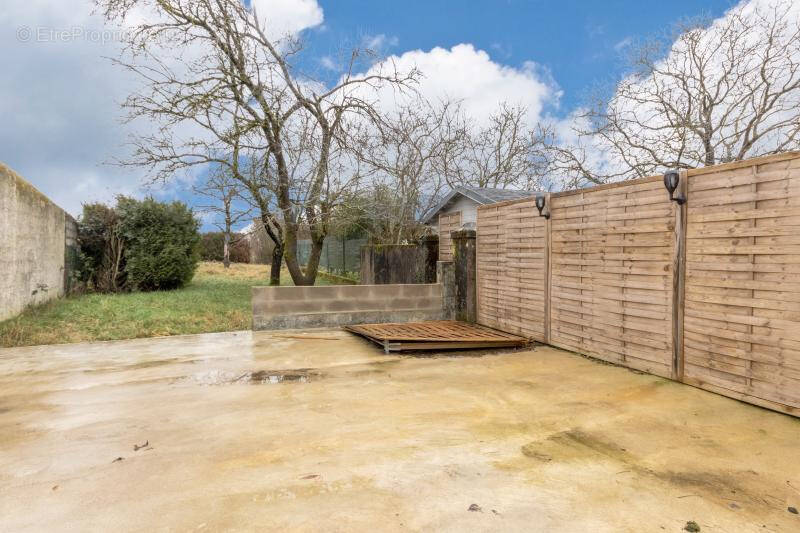 Appartement à RONCOURT