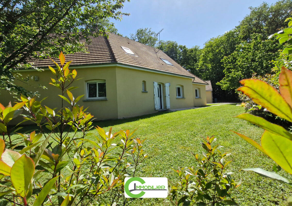 Maison à CORMES