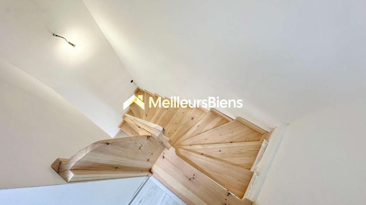 Appartement à LA CHAPELLE-DES-POTS