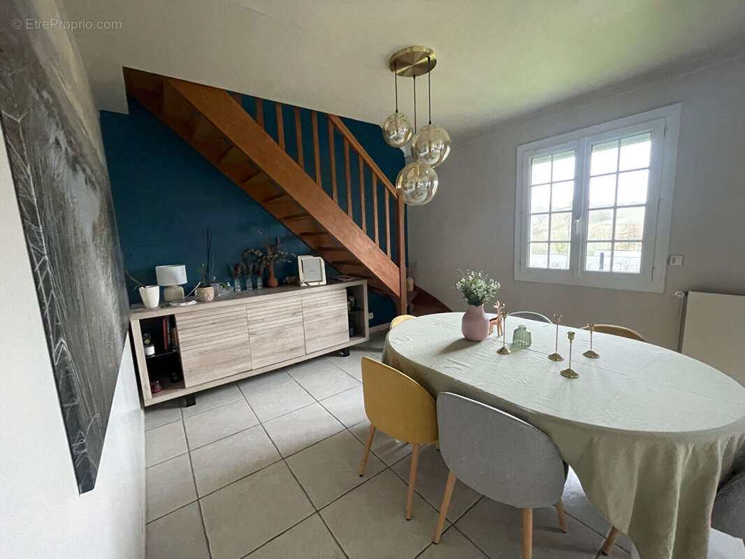 Maison à MONTIVILLIERS