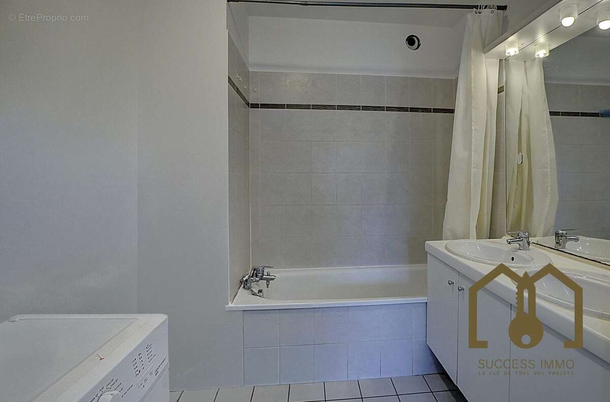 Appartement à VAULX-EN-VELIN