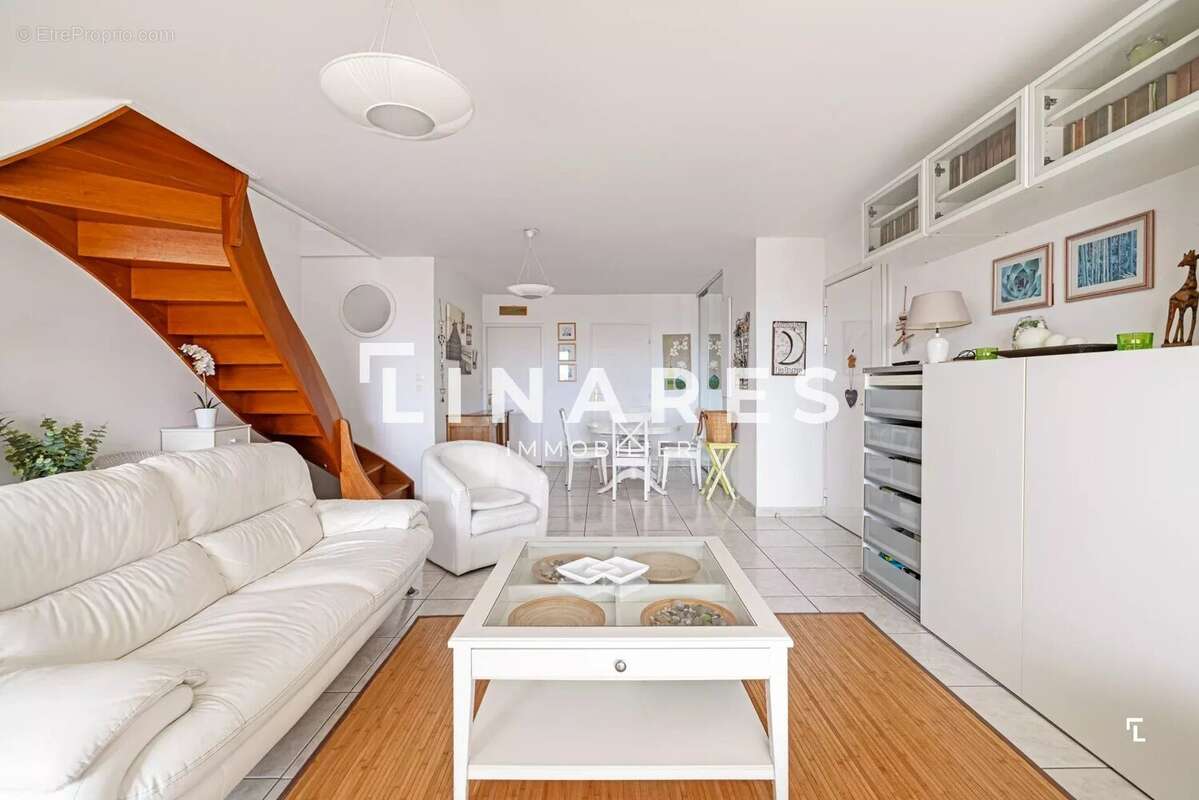 Appartement à MARSEILLE-8E