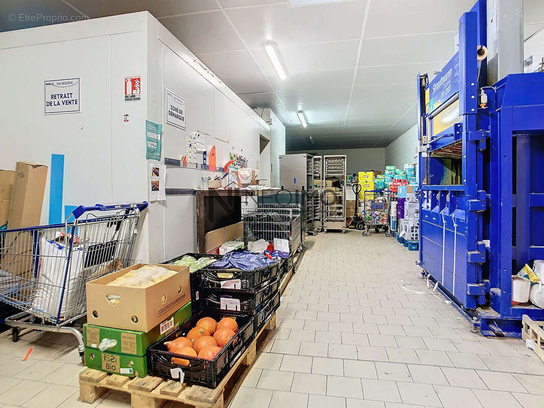 Commerce à CHATENOIS