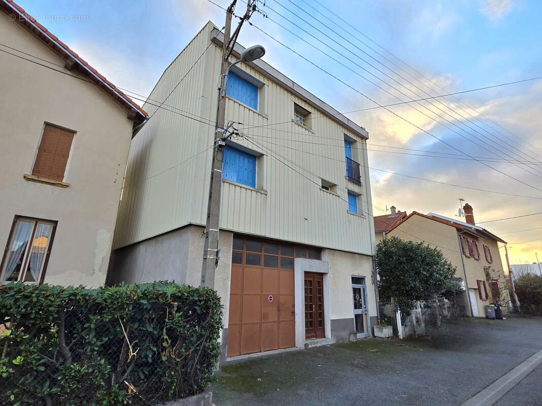 Maison à CLERMONT-FERRAND