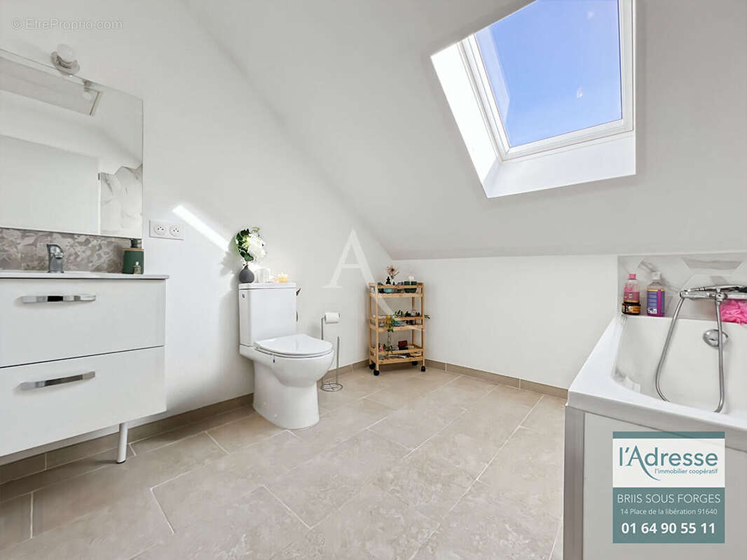 Maison à VAUGRIGNEUSE