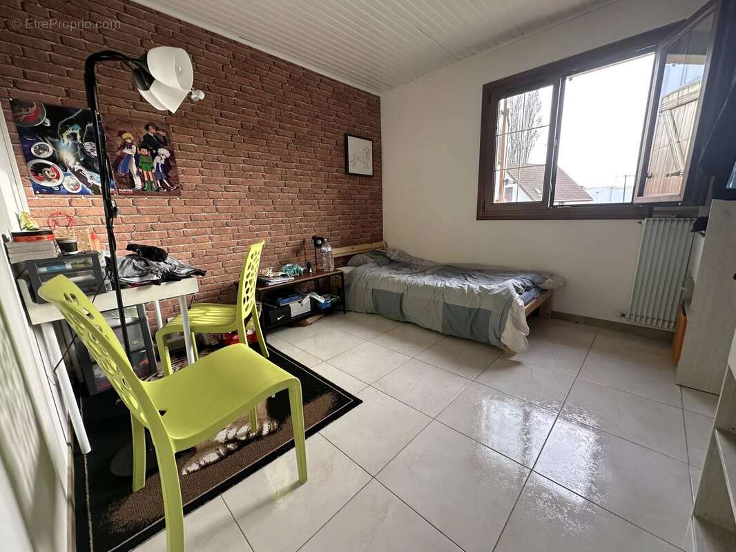 Appartement à BROU-SUR-CHANTEREINE