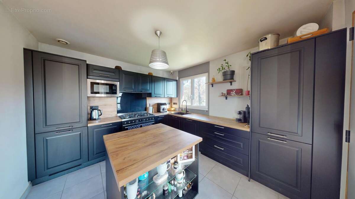 Maison à MONTFERRAND-LE-CHATEAU