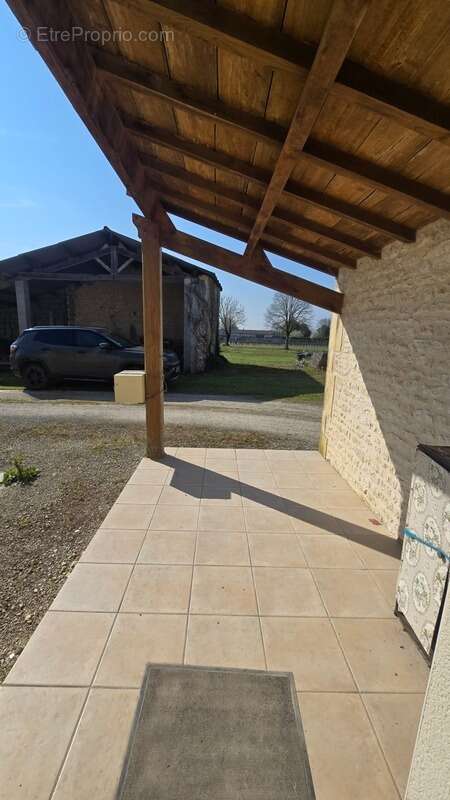 Maison à MATHA