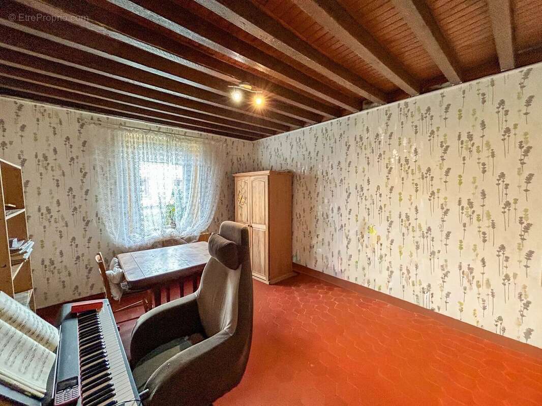 Maison à COURVILLE-SUR-EURE