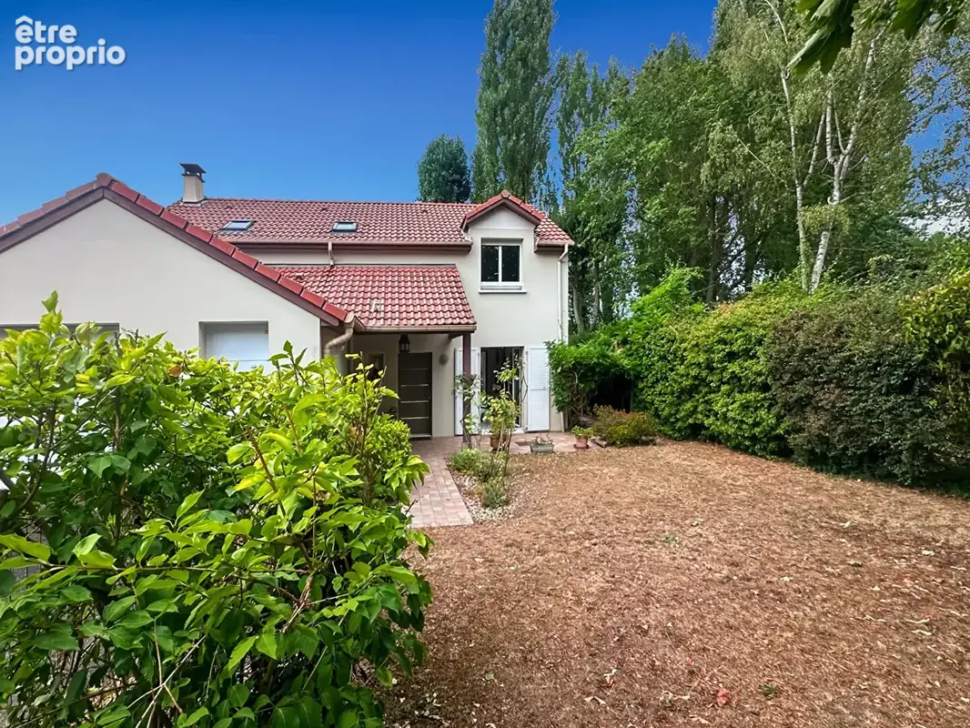 Maison à VERRIERES-LE-BUISSON