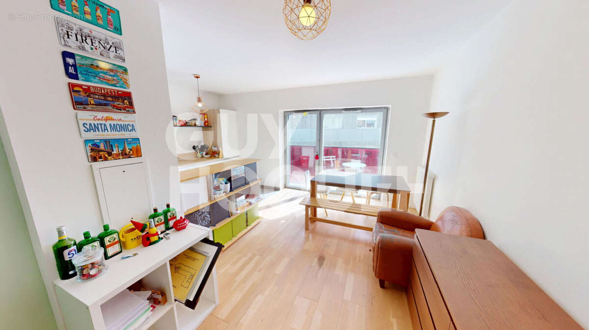 Appartement à IVRY-SUR-SEINE