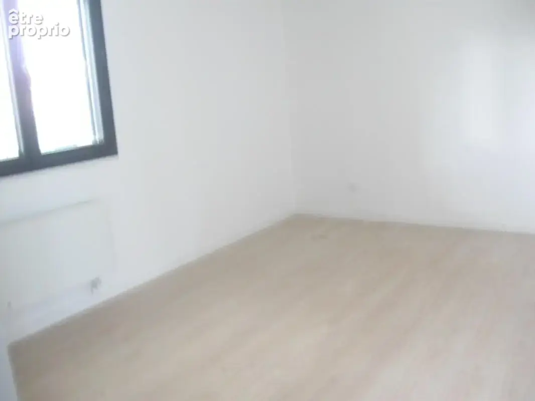 Maison à vendre 4 pièces LEZOUX (63) - photo 4