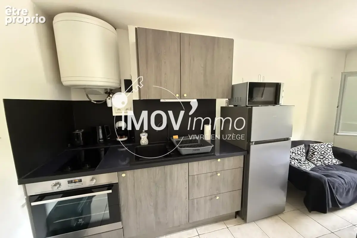 Appartement 2 pièces 23 m² à vendre à Uzes (30700) - photo 2
