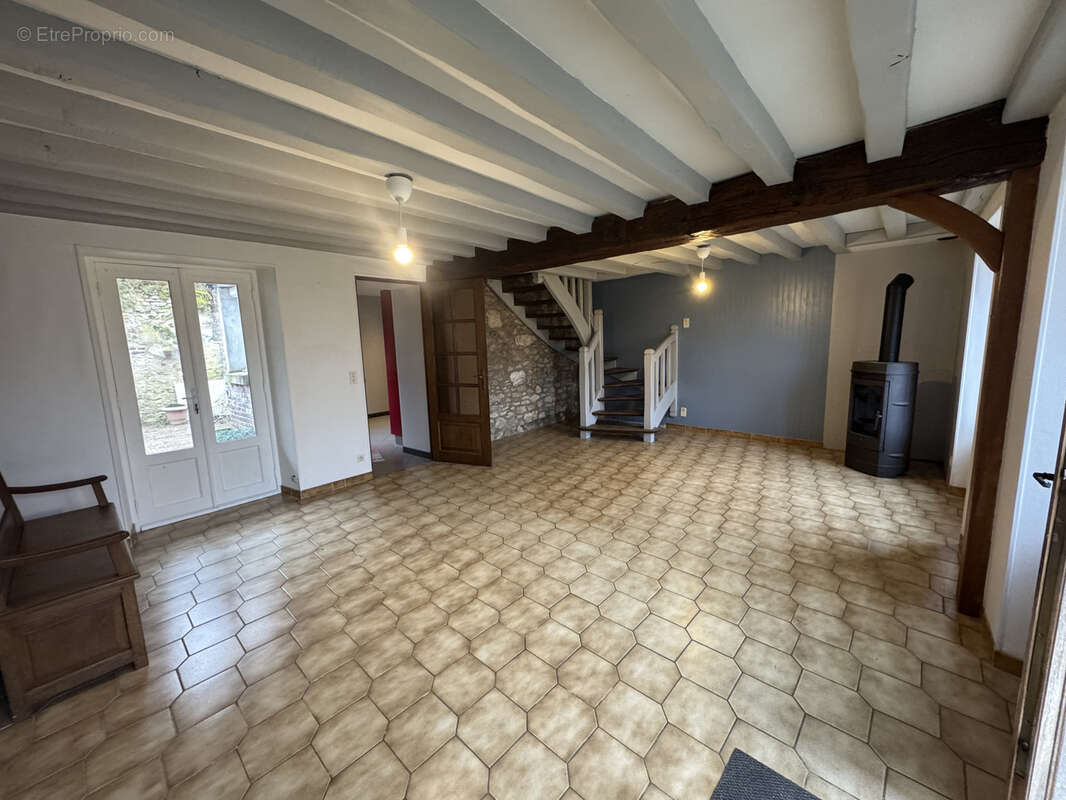 Maison à SAINTINES