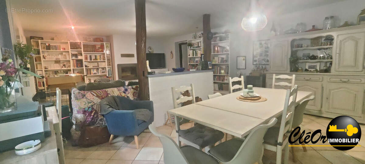 Maison à PIERRE-DE-BRESSE