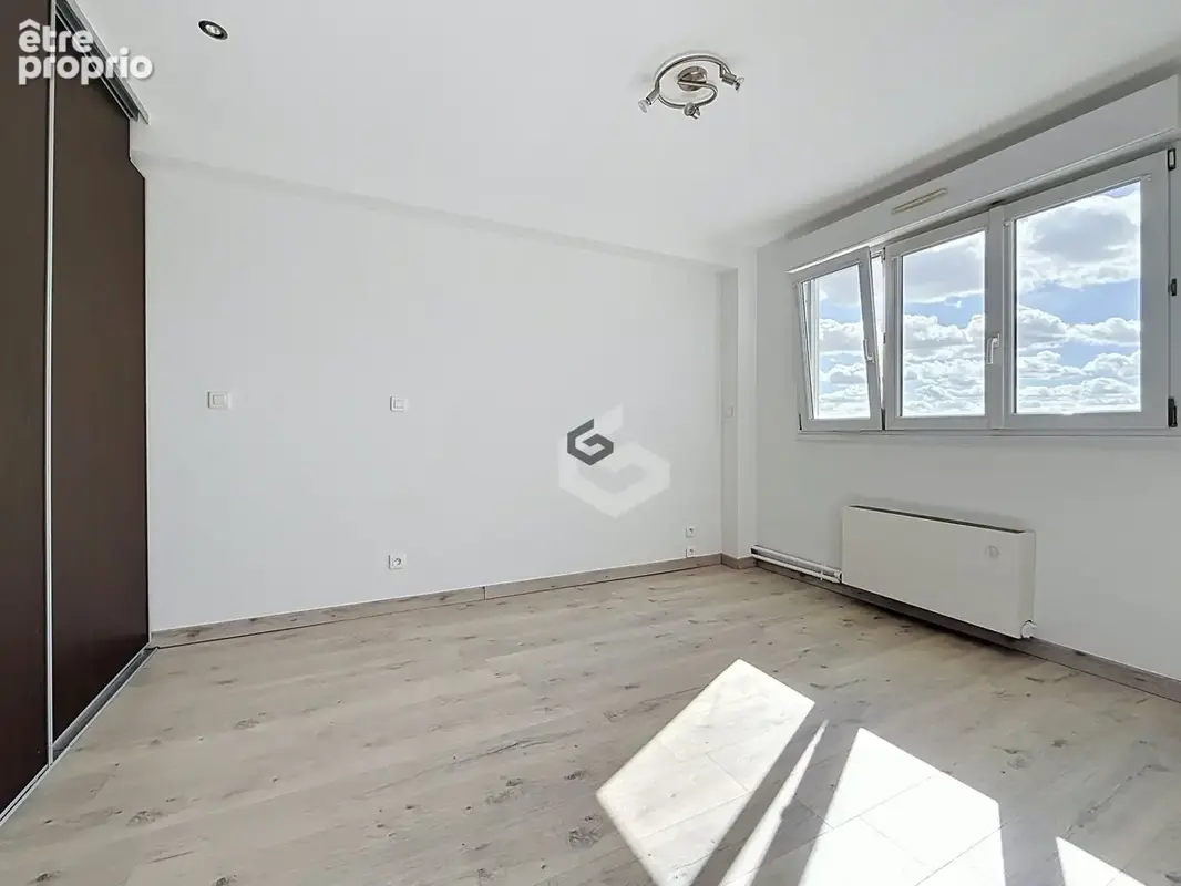 Appartement 4 pièces 73 m² à vendre à Reims (51100) - photo 5