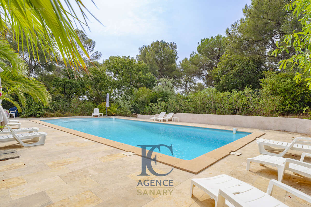 Maison à SIX-FOURS-LES-PLAGES