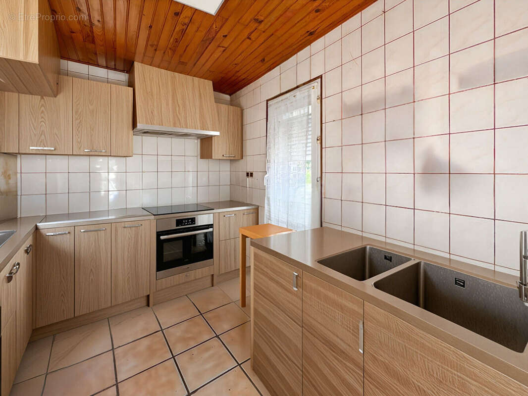 Maison Merignac  ARLAC 4 pièce(s) 86 m2 - photo 5