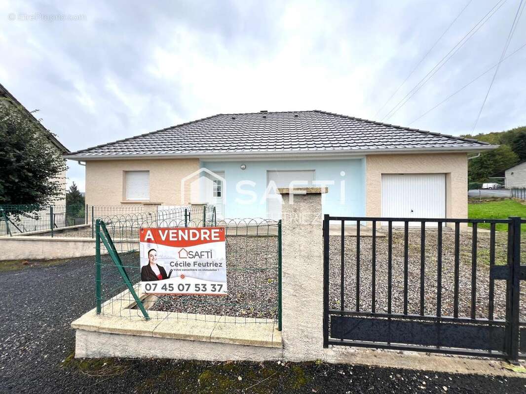 Photo 2 - Maison à CORNIL