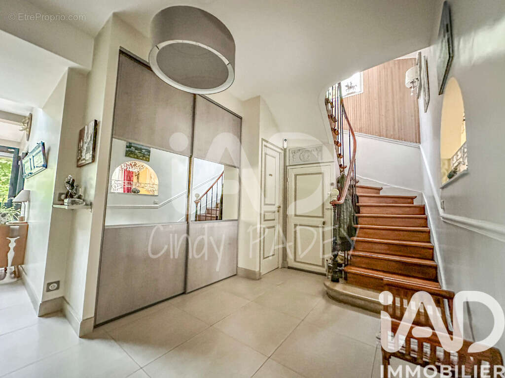 Photo 5 - Maison à LIVRY-GARGAN