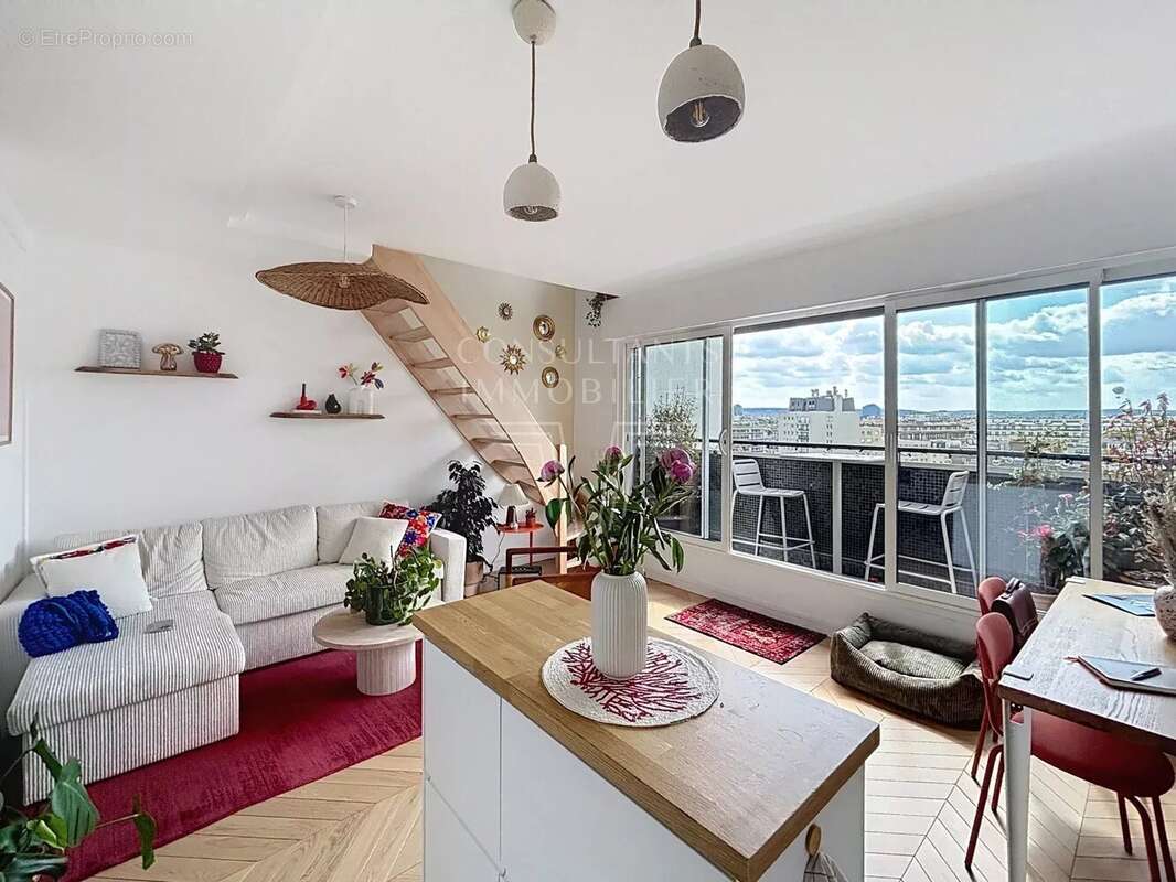 Appartement à PARIS-15E