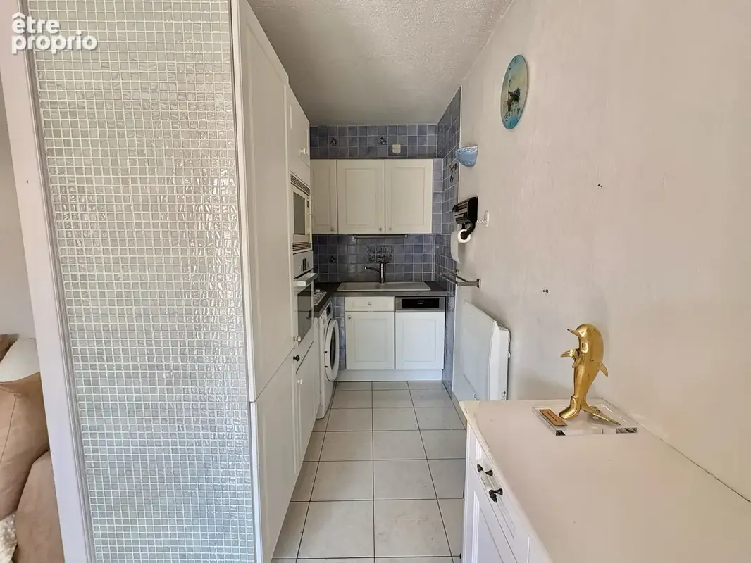 À VENDRE   T4 cabine en plein centre-ville du Lavandou - photo 4